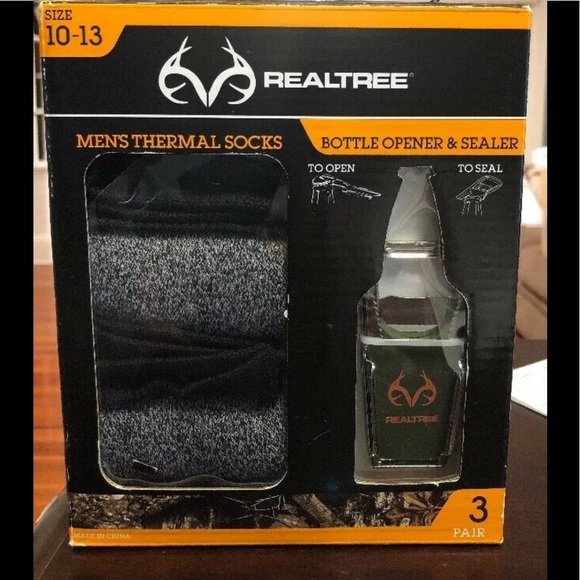 Realtree Other - Real tree men’s Gift Set 3 pack socks w/ prize